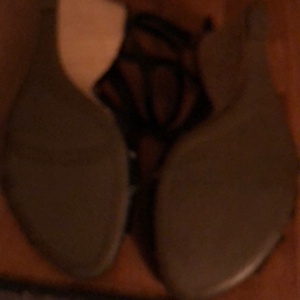 Sandals - Picture 3 of 6